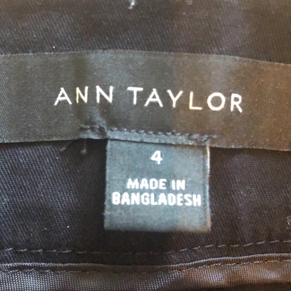 Ann Taylor Bermuda Shorts - Picture 6 of 6